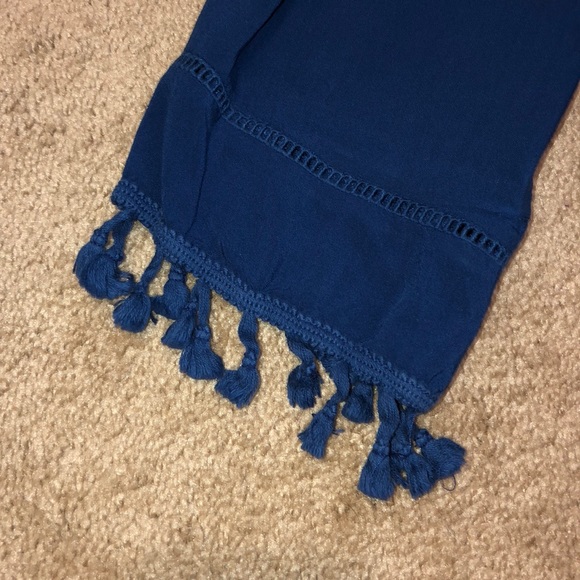 Top - Picture 2 of 3